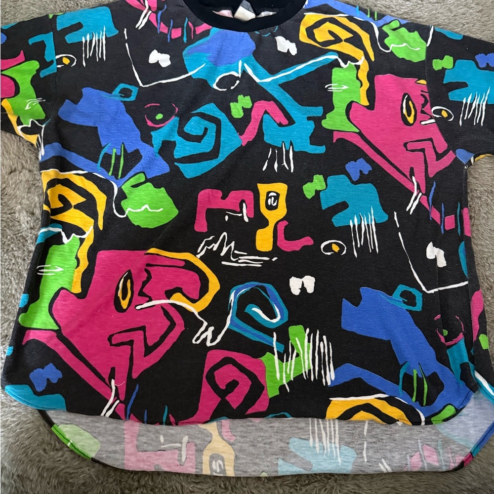 Le Tigre Vibrant Abstract Short Sleeve Tee